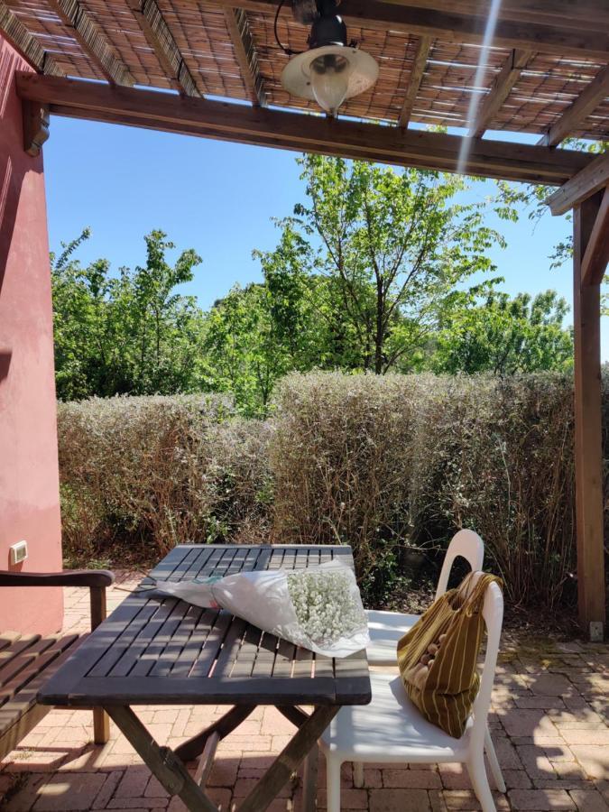 הוילה ריפרבלה Agriturismo Le Pellicce מראה חיצוני תמונה